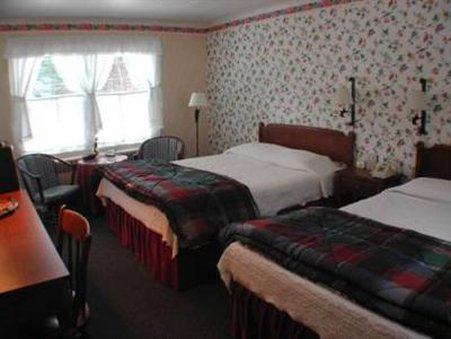 1896 House Country Inn & Motels